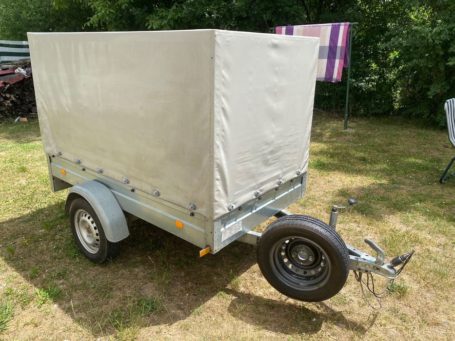 Remorcă 750 kg,an 2022
