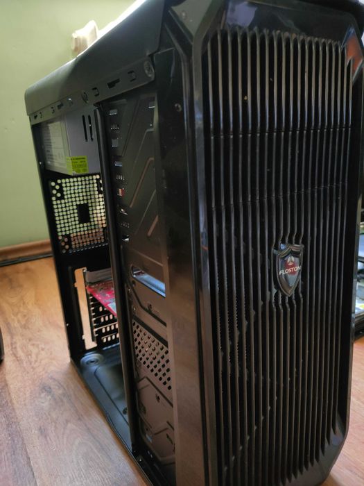 PC Desktop ASUS P5B Intel Q9400 4GB DDR2 SSD 240GB HDD 500GB ATI X1650