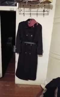 Продаем женский плащ пальто производство  Англия.