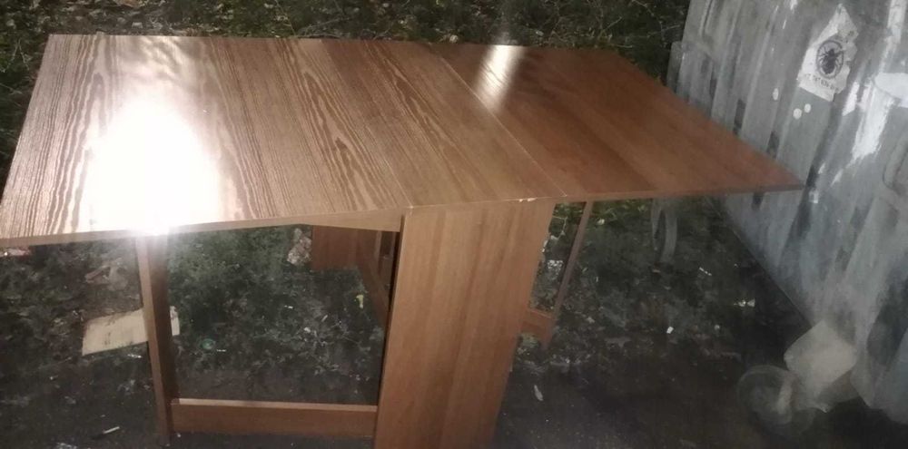 Стол книжка 5000 тенге