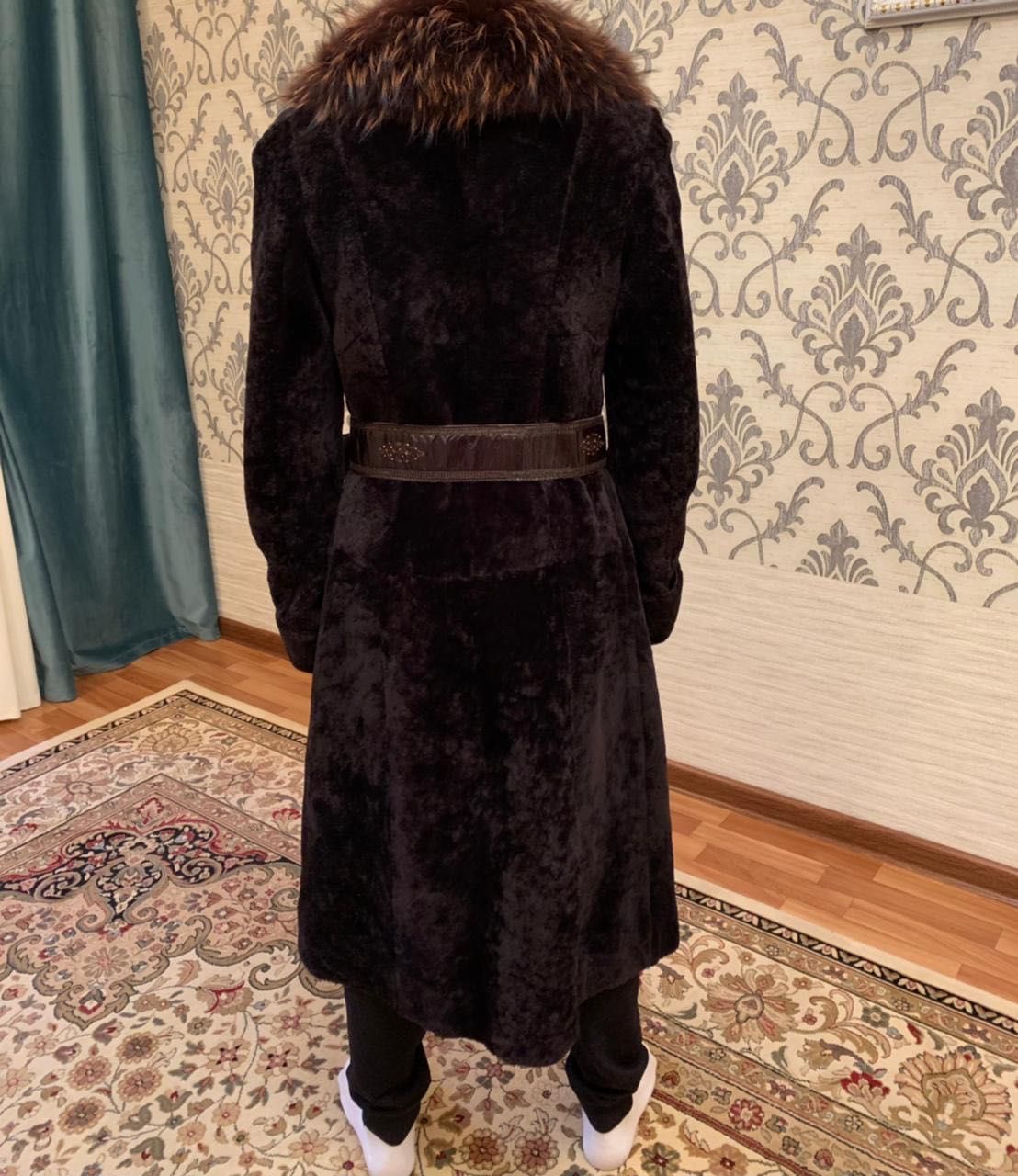 Срочно продам мутоновую шубу