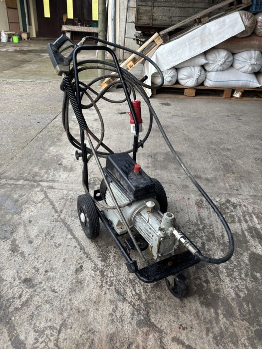 Vand Aparat Popma  de spalat cu presiune trifazica