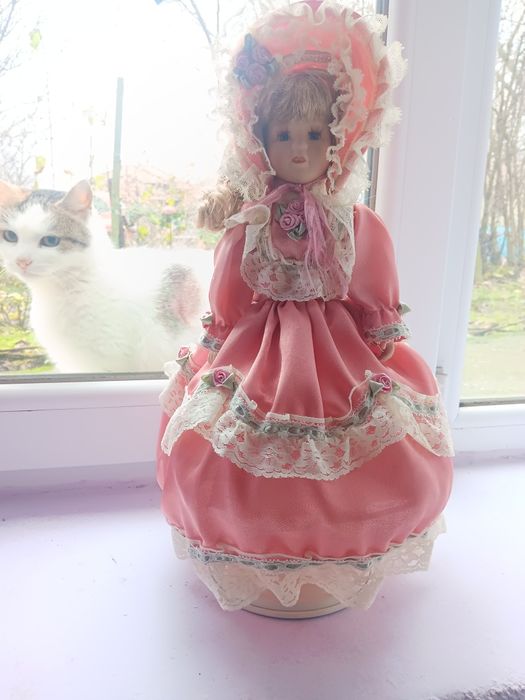 Порцеланови кукли