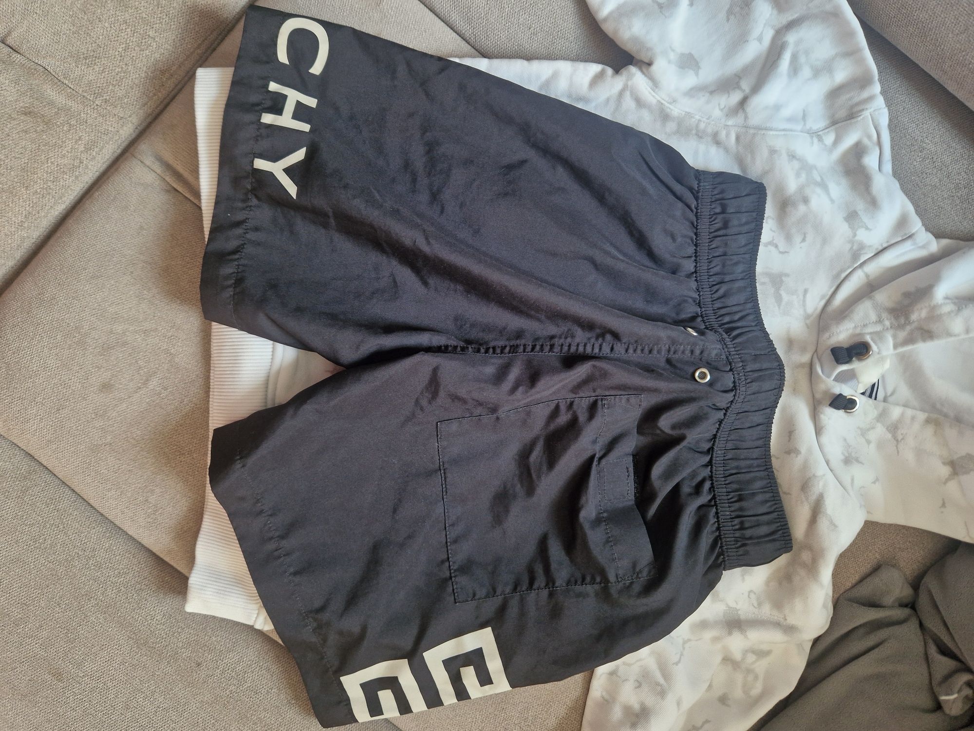 Суитчър и бански Givenchy