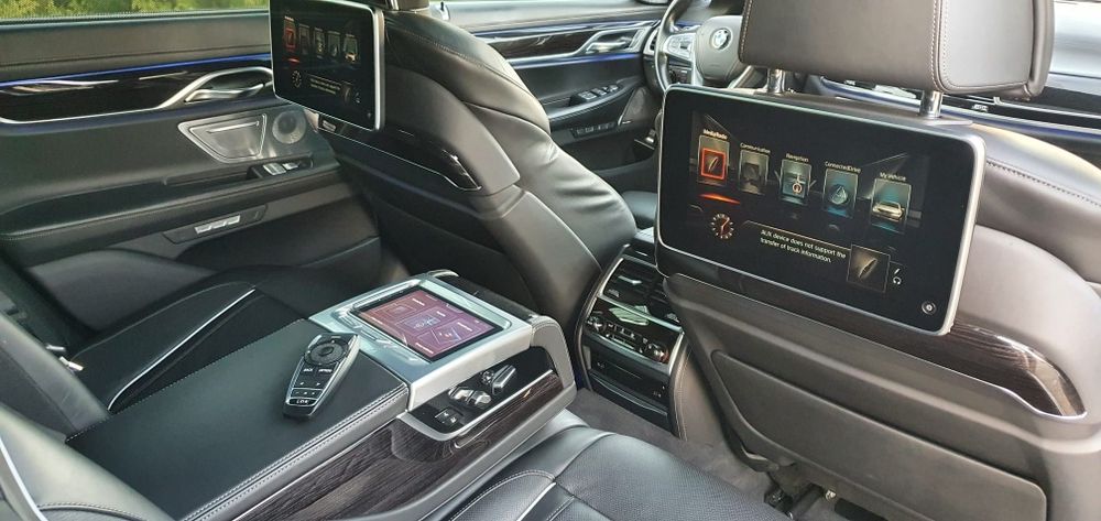 BMW 730d xDrive M-pack B&W Night Vision Tableta Ecrane Laser Gesture