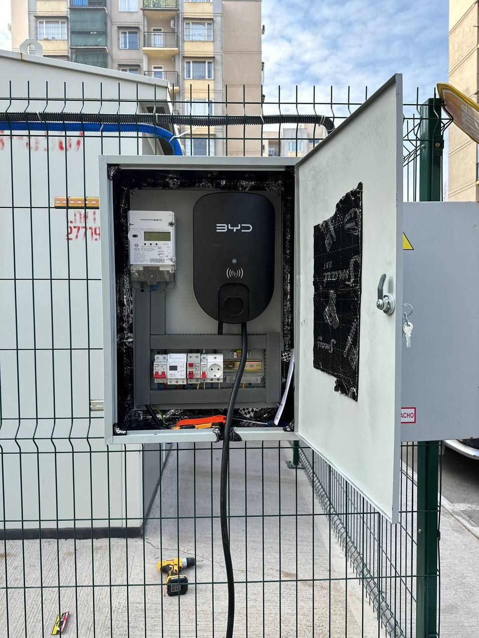 Elektrik  Электрик  монтаж ишлари  elektro mobil ustanofka zaryatka