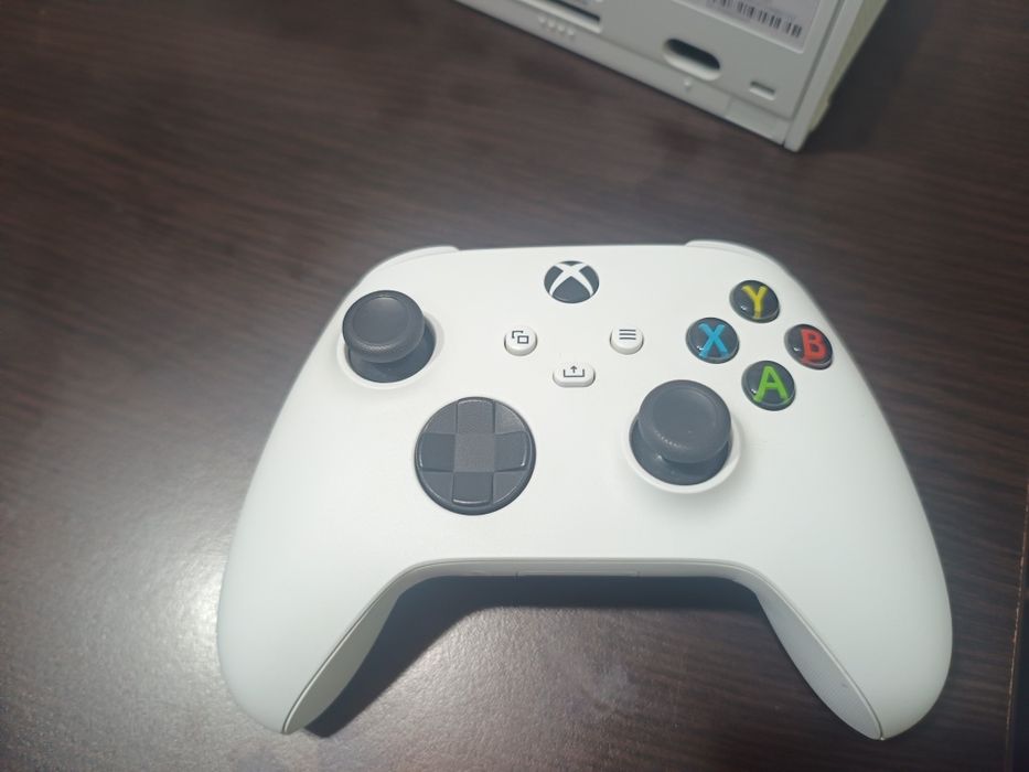 XBOX Series S + Controller