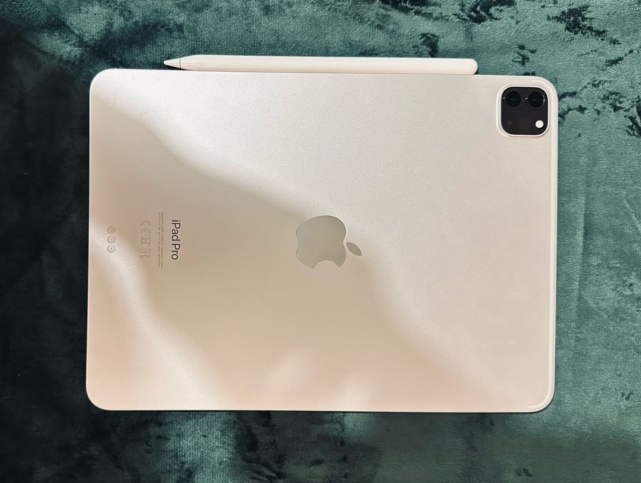 Pachet Apple iPad Pro 11”(Gen4)256Gb + Apple Pencil 2 + Magic Keyboard