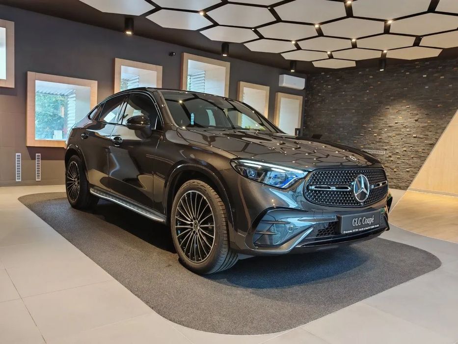 Mercedes-Benz GLC Coupe GLC 220d 4Matic Coupe / AMG Premium