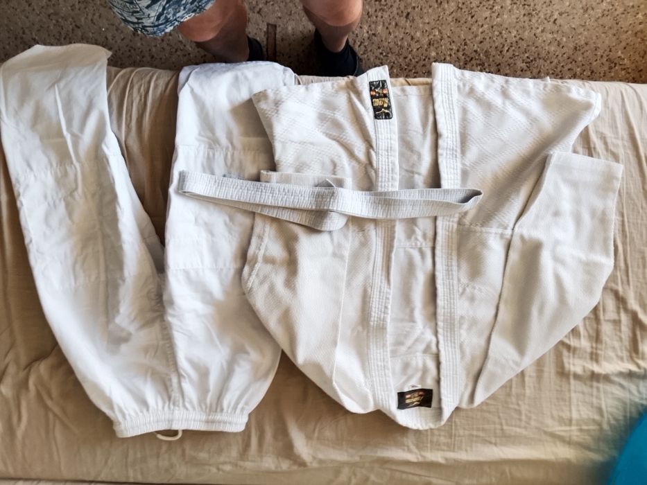 Детский костюм кимоно 140 см