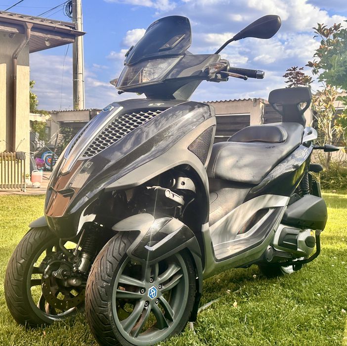Piaggio mp3, piaggio yourban, piaggio 3 roti, scuter conduci cu B