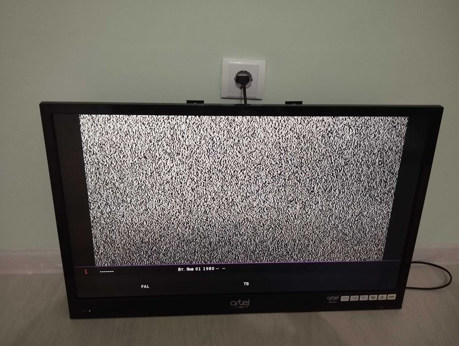 Телевизор artel 32
