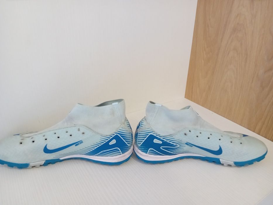 Стоножки за футбол Nike mercurial 41 номер