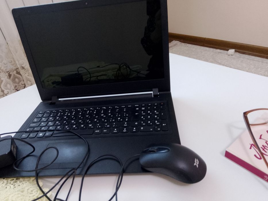 Ноутбкук сатылады