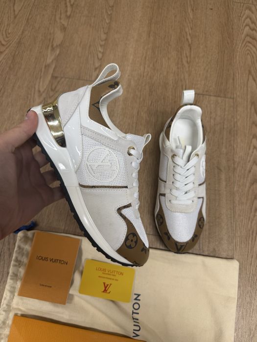 LV Run Away Trainers