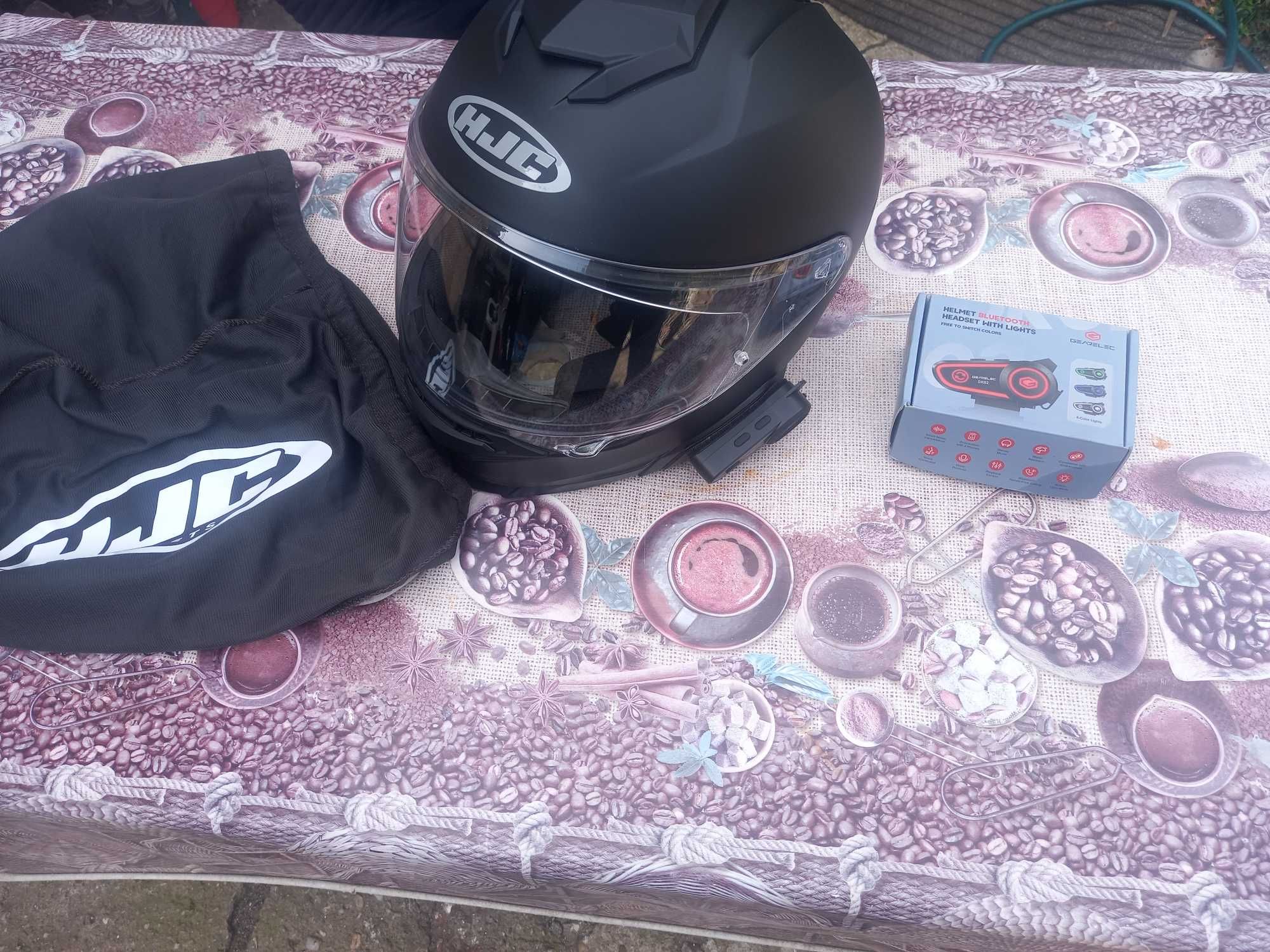 Casca moto scuter atv HJC I71 L  si sistem de comunicatie purtata o zi
