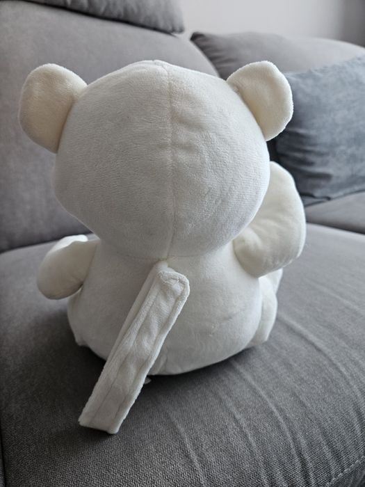 Продавам плюшени музикални играчки