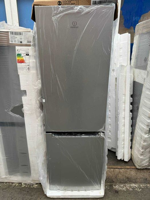 Холодильник INDISIT все модели Гарантия доставка до дома скидка летный