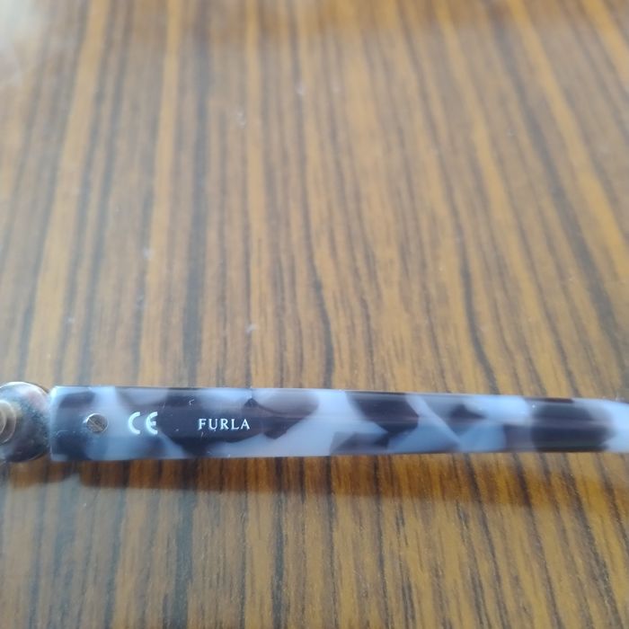 Слънчеви очила FURLA