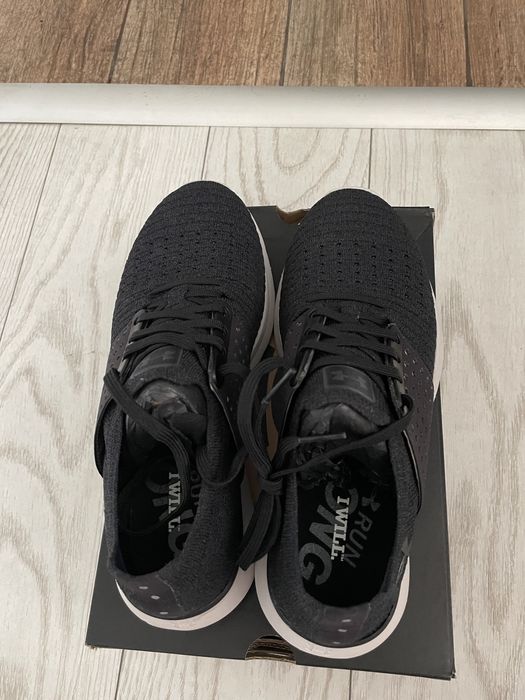 UNDER ARMOUR adidasi Speedform gri