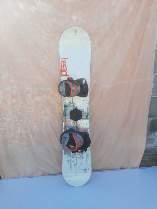 Сноуборд HEAD 135см.   с автомати.