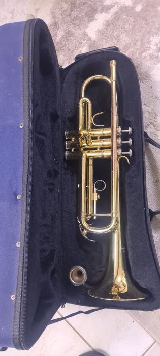 Trompeta Arnold sons tr235L