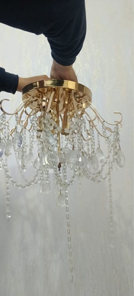 Люстра с камнями