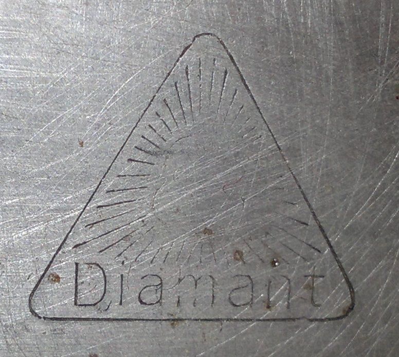 Продавам немска плетачна машина Diamant(Машина за плетене Диамант)