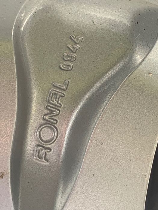 Roata R 17, Jantă aliaj „Ronal“ cu cauciuc vară 255x60x17