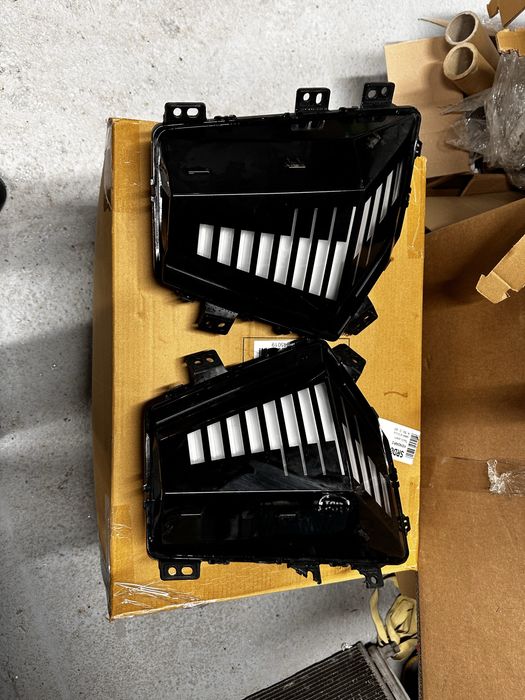 Proiectoare led bară față renault scenic e tech.