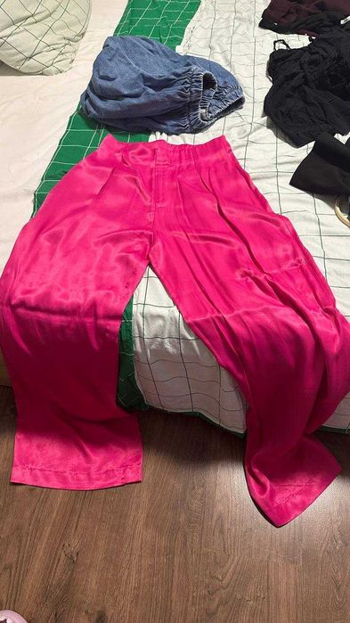 панталони, пола и шорти