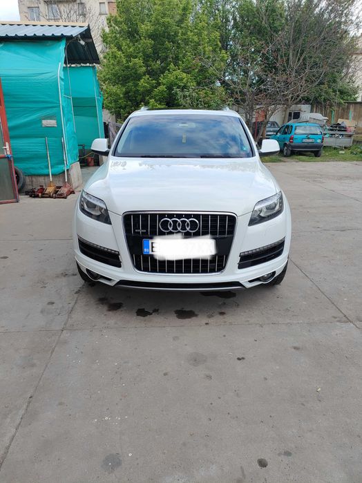 Продава се Audi Q7