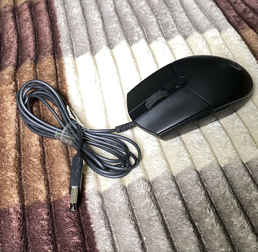Продам игровую мышку