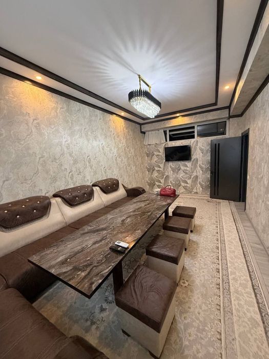 Срочно сдается 2х комнатная люкс квартира Крытый Савдо мажмуа