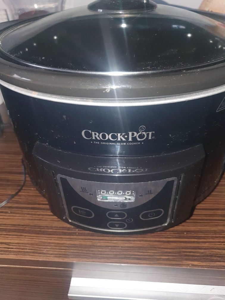 Slow cooker 4,7L digital crockpot