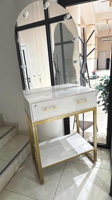 продается почти новые