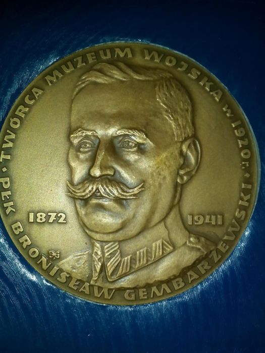 Placheta medalie poloneza bronz Bronislaw Geambarzewski in relief