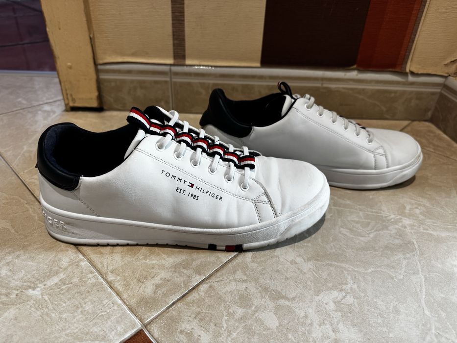 Обувки tommy hilfiger