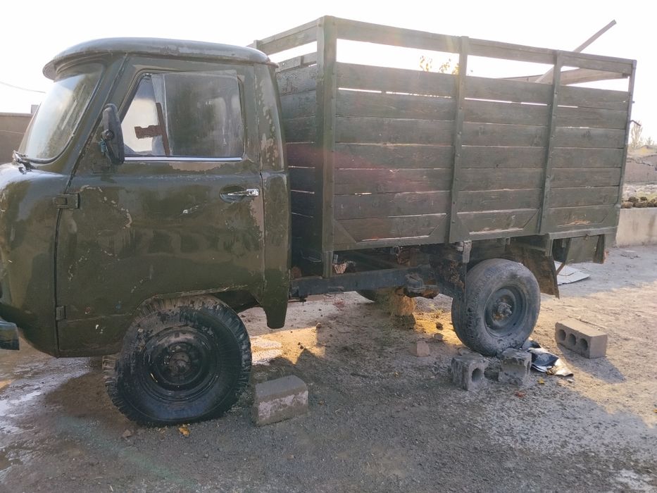 Uaz 3303 bortovoy