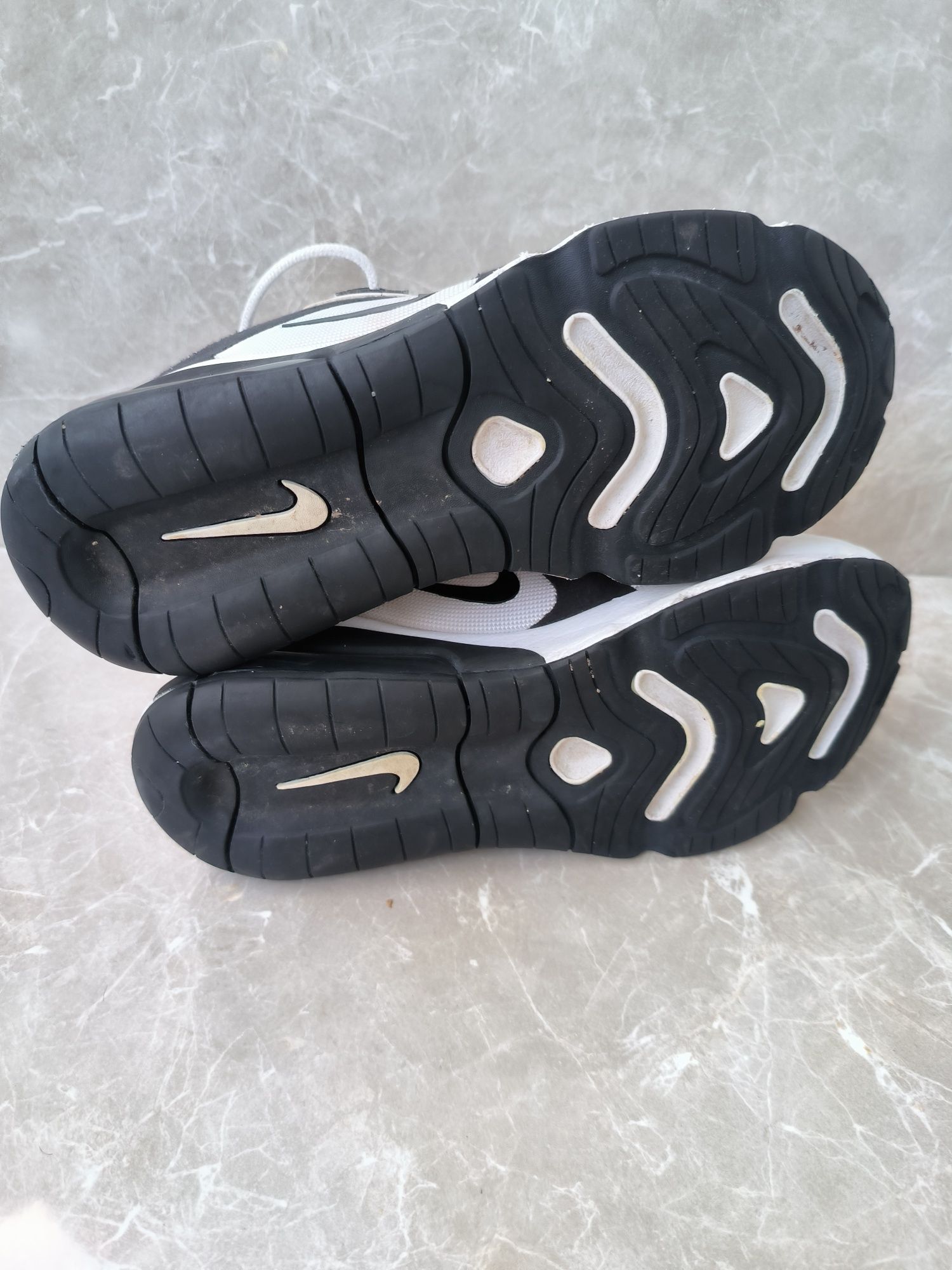 Nike Air Max 200 номер 43