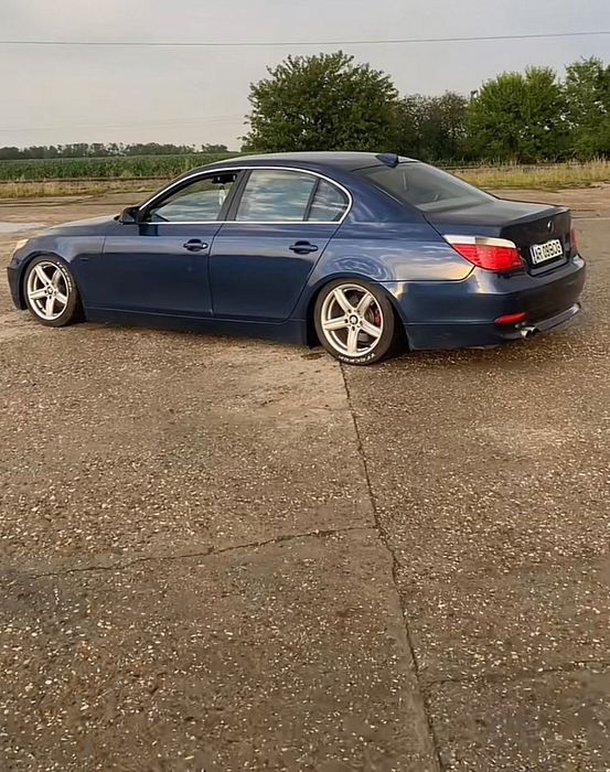 Vând bmw 525 in stare bună de funcționare