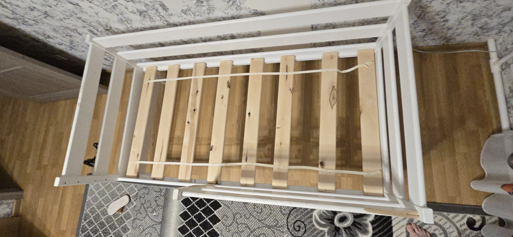Продам кровать детскую