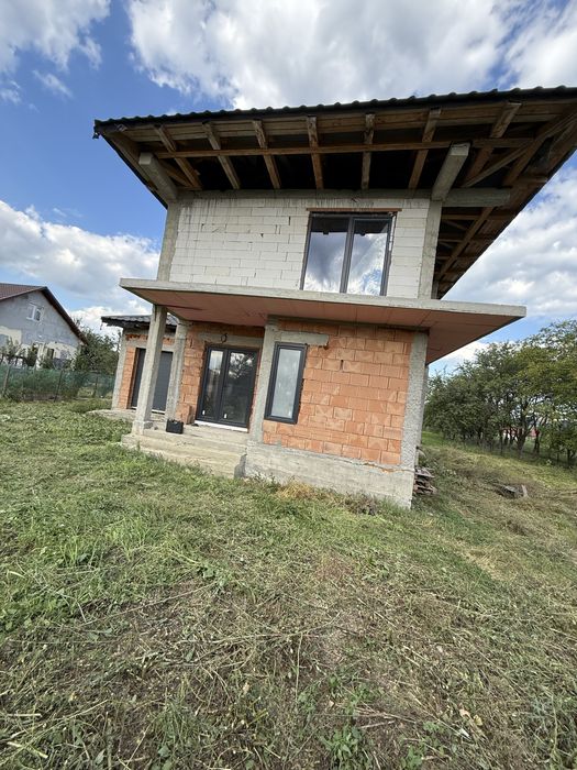 Casa de vanzare in Livada!