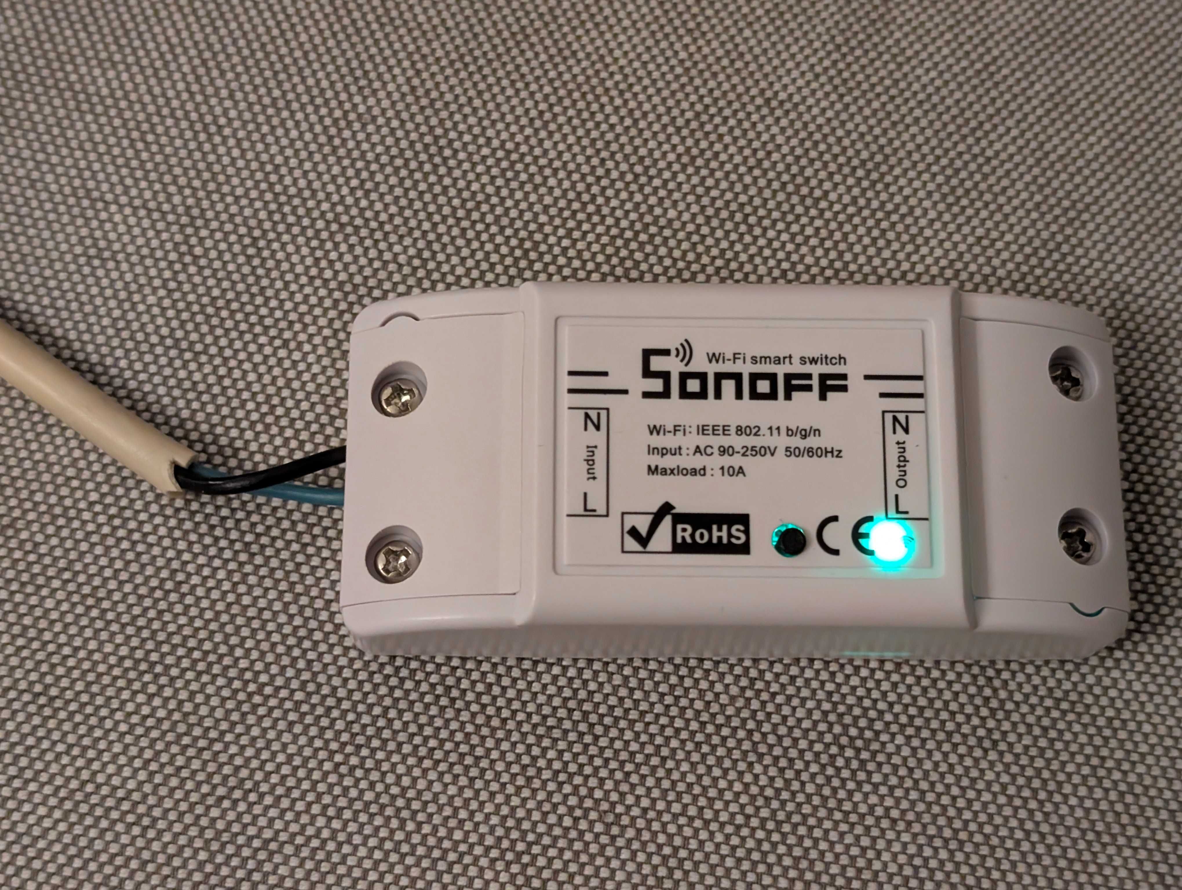 Sonoff Basic R1 - 10А WiFi смарт реле прекъсвач безжично упраление