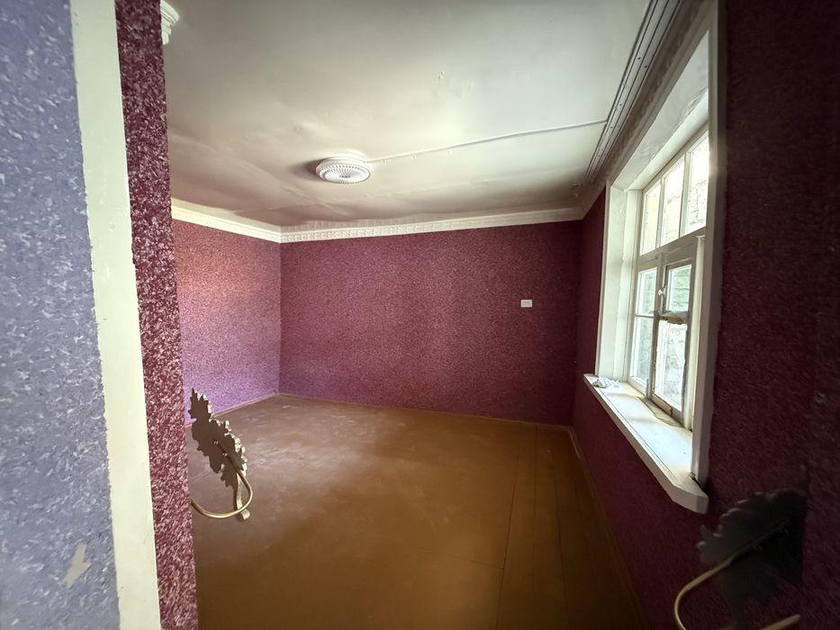 Baxt shaxar markazida uy zudlik bilan sotiladi