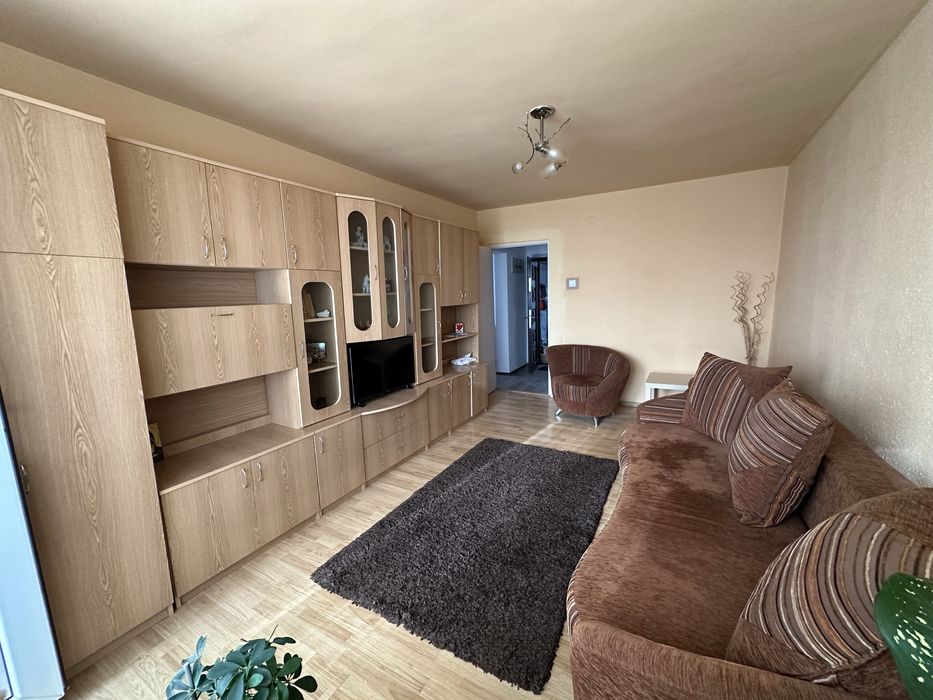 Inchiriez apartament 2 camere Cornșei
