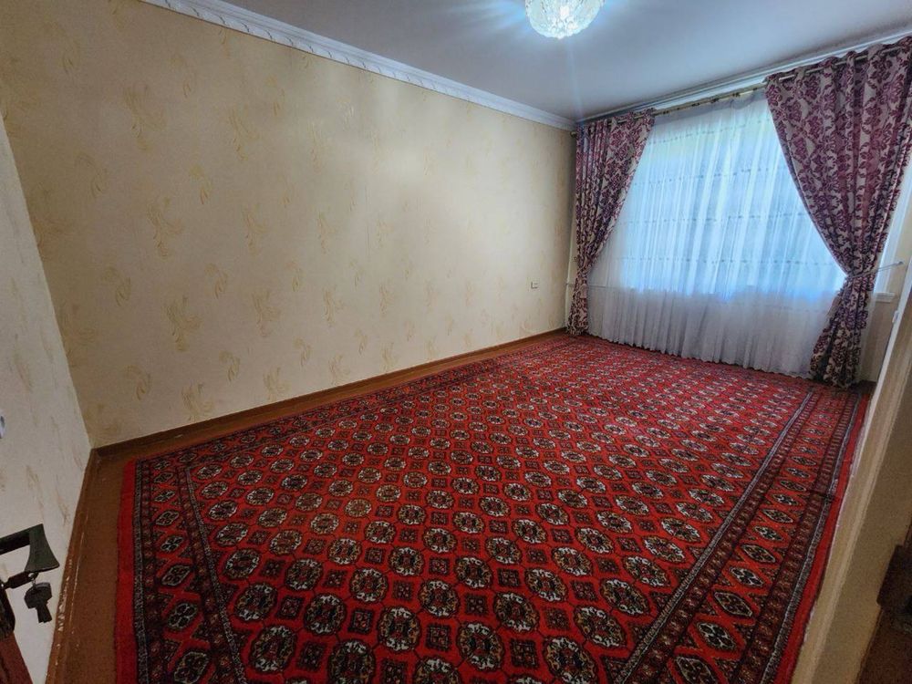 ПРОДАЕТСЯ  3/4/4 Ориентир Школа 200  Корейский здания