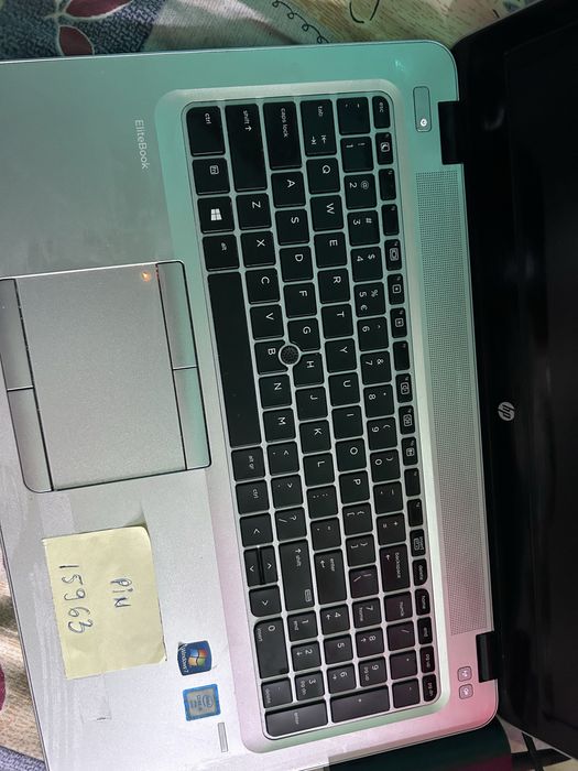 Laptop HP (placa video stricata cred?)