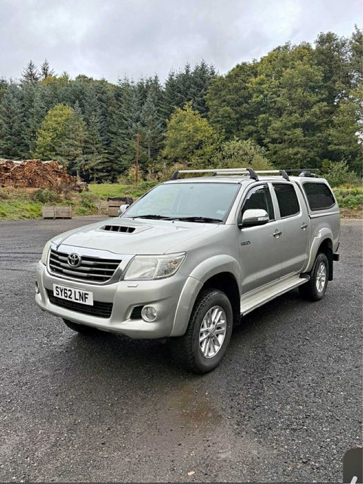 Toyota hilux 2.5D4D euro 5 an 2013 offroad 4x4 blocaj sateliti