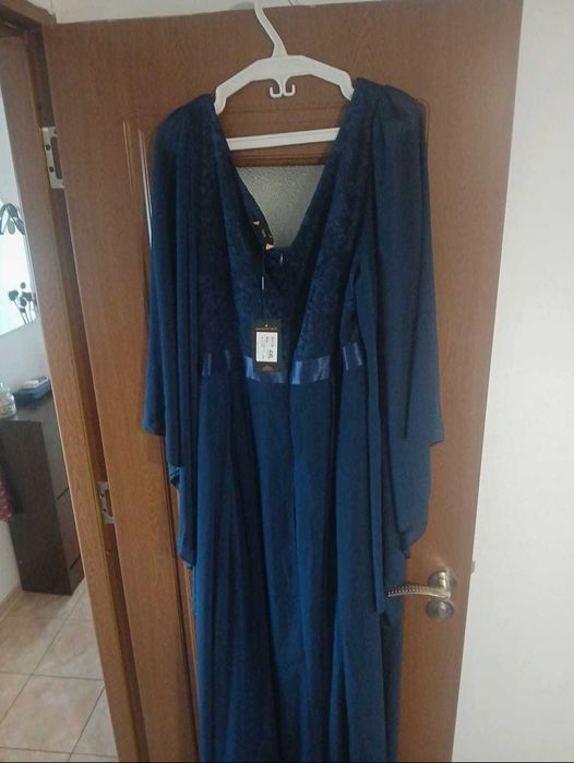 Vând Rochie seara eleganta